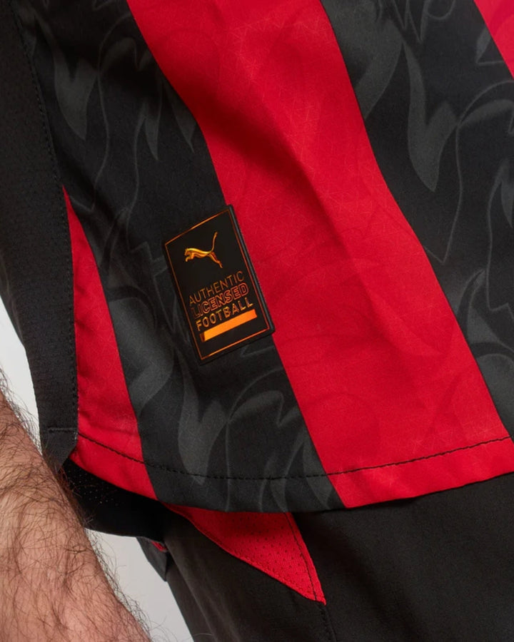 Giacca 25/26 Rossoneri + Maglia in Omaggio (Offerta)