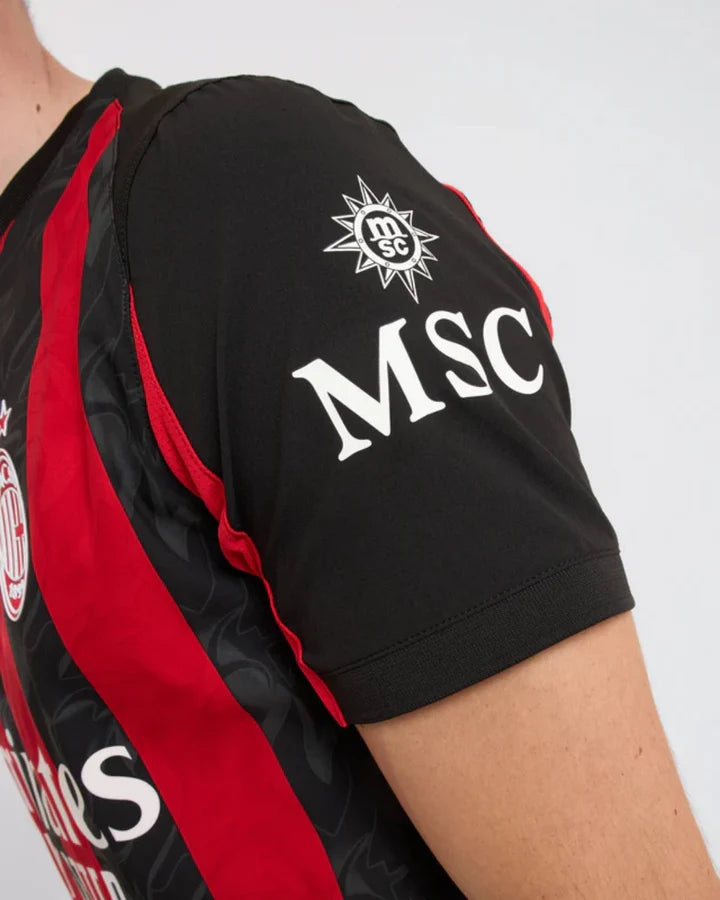 Giacca 25/26 Rossoneri + Maglia in Omaggio (Offerta)