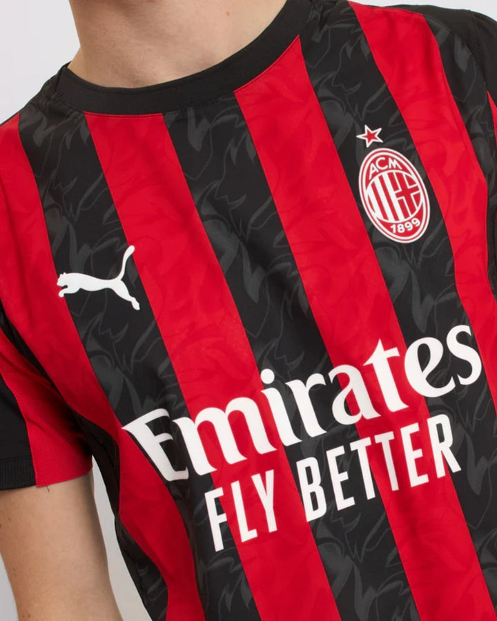 Giacca 25/26 Rossoneri + Maglia in Omaggio (Offerta)